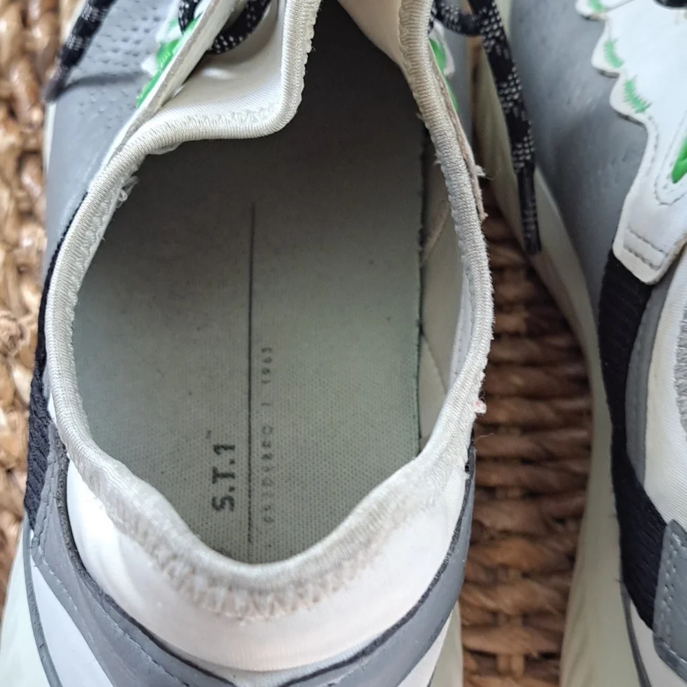 Ecco‎ Mens Athletic/Training/Walking Grey Leather Sneakers EU44/US10-10.5